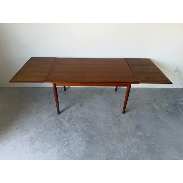 1960s Danish Modern Teak Extending Dining Table by Am Ansager Møbler For Sale - Image 10 of 12