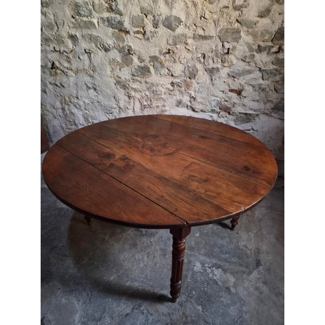 Antique French Round Oak Drop-Leaf Dining Table, 1870s For Sale - Image 11 of 18