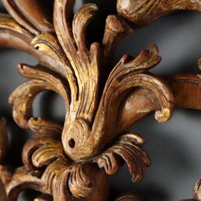 Italian Wall Lamps in Lacquered Gilded Wood, Set of 2 For Sale - Image 6 of 8
