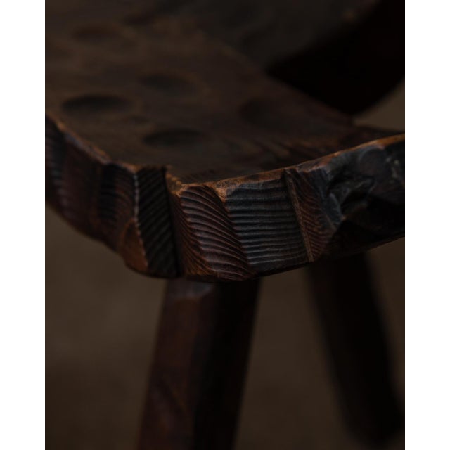 Spanish Brutalist Tripod Chair in Carved Wood, 1960s For Sale - Image 10 of 11