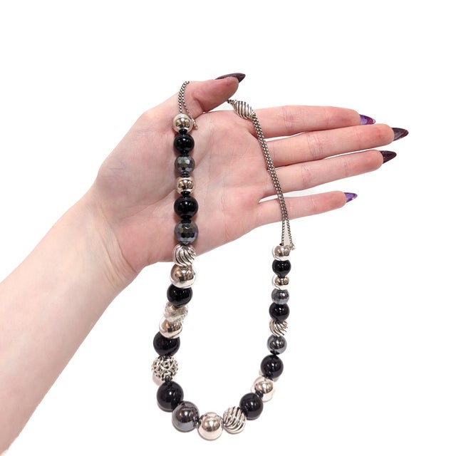 Modern David Yurman Elements Adjustable Silver, Onyx, & Hematite Bead Necklace For Sale - Image 3 of 12