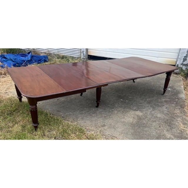 Gillows of Lancaster & London 19th Century English Mahogany Dining Table, Likely by Gillows For Sale - Image 4 of 9