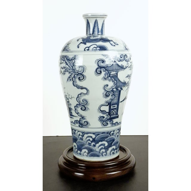 Early 20th Century Chinese Porcelain Blue and White Garden Story Meiping For Sale - Image 5 of 13