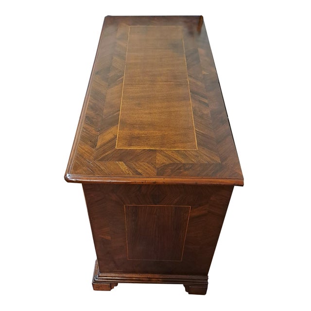 Walnut Chest of Drawers, Modena, Italy, 17th Century For Sale - Image 6 of 11