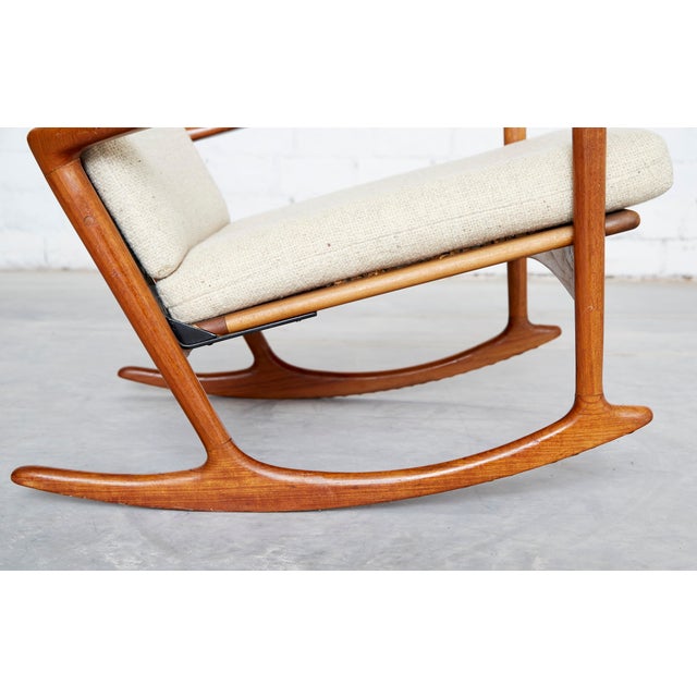 Model 650-15 Rocking Chair by Ib Kofod-Larsen for Chr. Linneberg Møbelfabrik, 1960s For Sale - Image 10 of 18