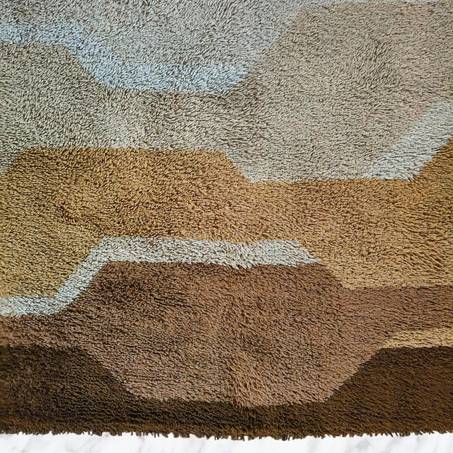 Textile Mid-Century Modern Space Age Italian Wool Rug with Geometric Pattern, 1970s For Sale - Image 7 of 11