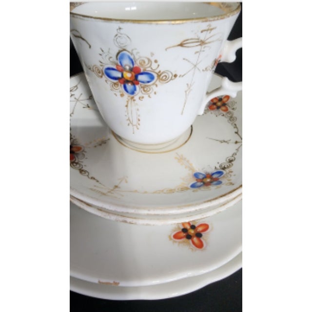 White Antique Art Nouveau Factory Second KPM Porcelain Coffee Service for 2 - 7 pcs For Sale - Image 8 of 9