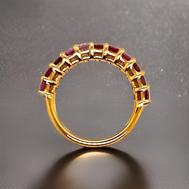 2010s Natural Multi-Shade Sapphire Ring 14k Rose Gold 4.20 TCW Certified, Size 6.5 For Sale - Image 5 of 13