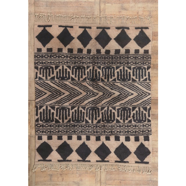 Contemporary Beni Mrirt Moroccan Rug, 07'03 X 08'08 For Sale - Image 10 of 10