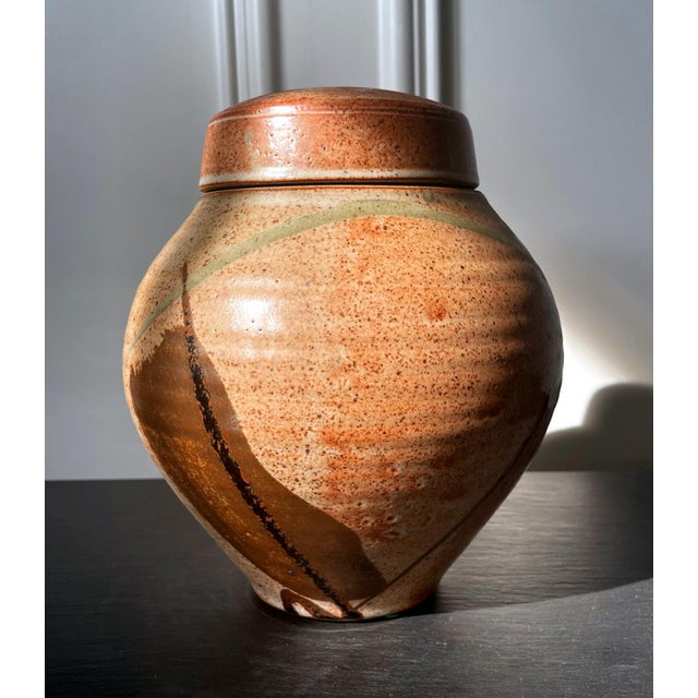 Karen Karnes Glazed Ceramic Jar Studio Pottery Karen Karnes For Sale - Image 4 of 15