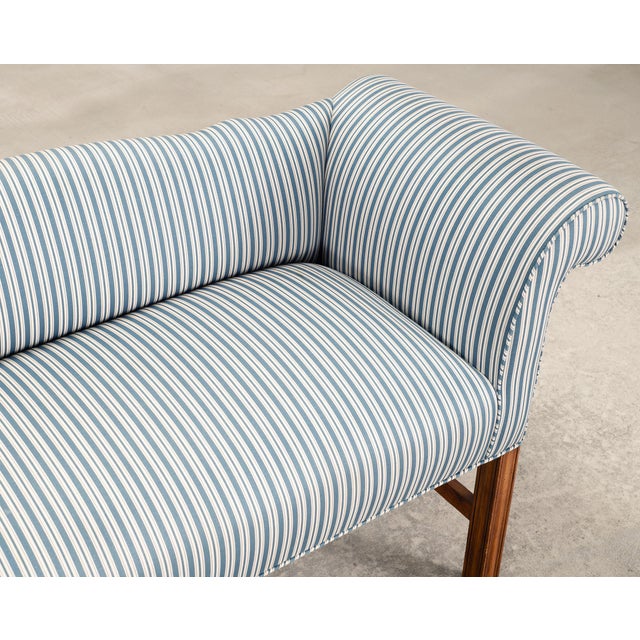 Georgian Chippendale Style Mahogany Upholstered Window Bench For Sale - Image 10 of 18