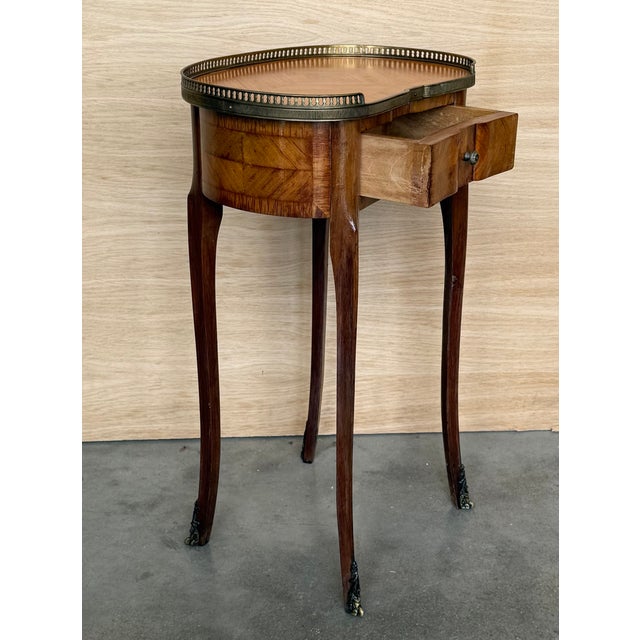 Pair of French Kidney Shape Nightstands Bedside Tables Louis Xvi, Circa 1910 For Sale - Image 4 of 13