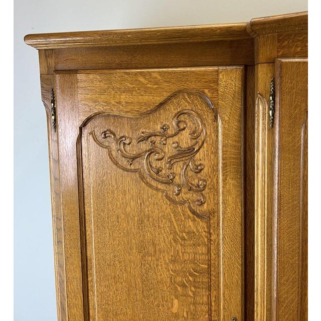 Vintage French Louis XVI Style Carved Oak 4-Door Wardrobe For Sale - Image 5 of 10