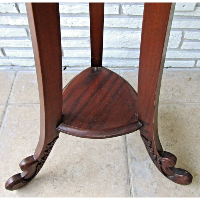 1920s Pair of Antique Empire Style Carved Mahogany Swan Heads Basket Jardinieres Plant Stands For Sale In Miami - Image 6 of 11