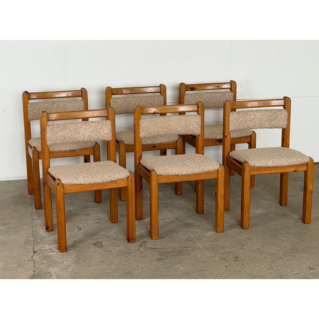 Mid-Century Modern Danish Modern Brutalist Dining Chairs in Pine and Curly Bouclé, 1970s, Set of 6 For Sale - Image 3 of 14