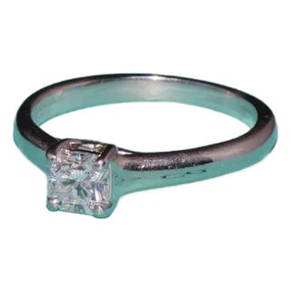 Genuine Tiffany & Co. Lucida Natural .51Cts VVS2 F Diamond 950 Platinum Engagement Ring, size 5.5 For Sale
