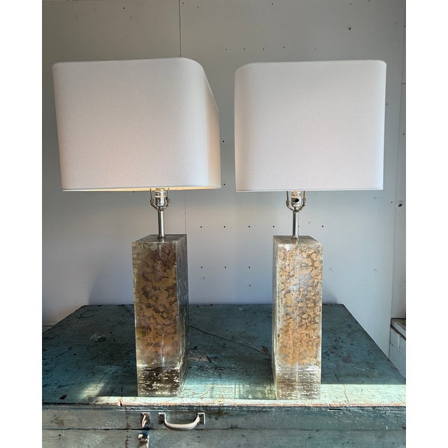 Vintage Heavy Pair of Fractal Resin Table Lamps - Gold Modernist Glam in Style of Romeo Rega Lucite - 20" Tall Rectangle Base For Sale - Image 12 of 18