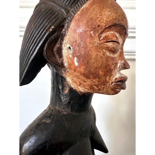 Gabon Punu Ancestor Female Figure on Custom Stand For Sale - Image 9 of 16