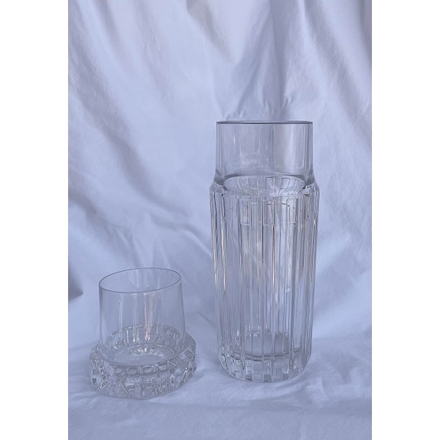 Elevate your glassware collection with this exquisite Tiffany & Co. crystal carafe and tumbler set, a refined pairing that...