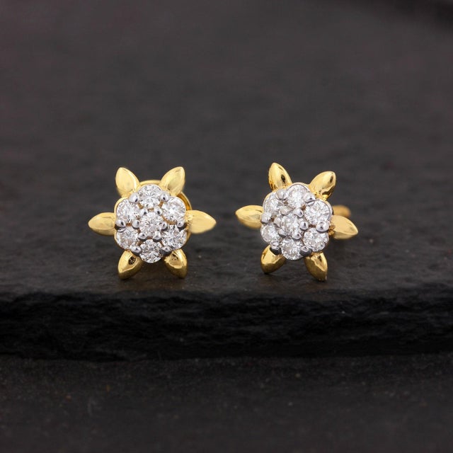 14k Yellow Gold Studs Natural Pave Diamond Earrings, A Pair For Sale - Image 9 of 12