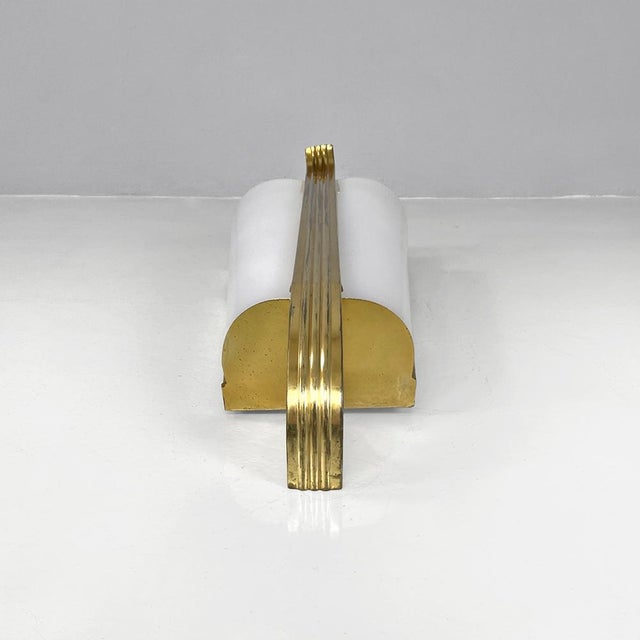 Mid-Century Modern Italian White Acrylic Glass and Brass Wall Lamp, 1950s For Sale - Image 9 of 18
