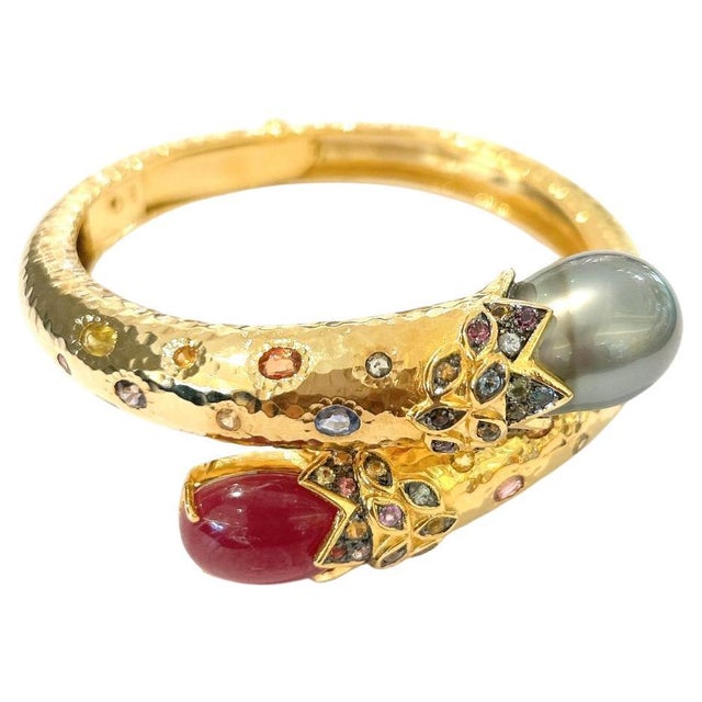 Bochic "Orient" South Sea Pear, Ruby & Sapphire Bangle Set In 18K Gold & Silver For Sale - Image 15 of 18