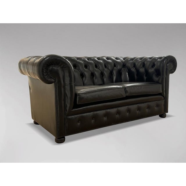 1960s Black Leather Chesterfield 2-Seater Sofa, 1960s For Sale - Image 5 of 8