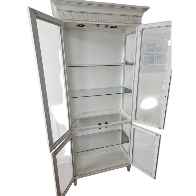 Late 20th Century Ethan Allen Curio Cabinet Swedish Home Display Hutch Shelf China Cabinet For Sale - Image 10 of 12