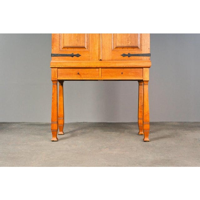 Oak and Pine Sideboard, 18th Century For Sale - Image 11 of 18