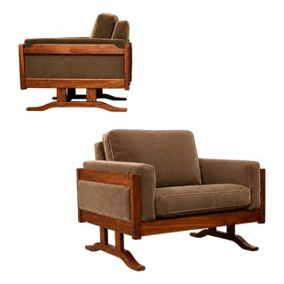 Brazilian Modern Pair of Armchairs in Caviúna and Mushroom-Taupe Mohair, Novo Rumo, 1960s For Sale