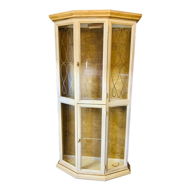 1970s VTG Italian Florentine Style Lighted Display Cabinet For Sale