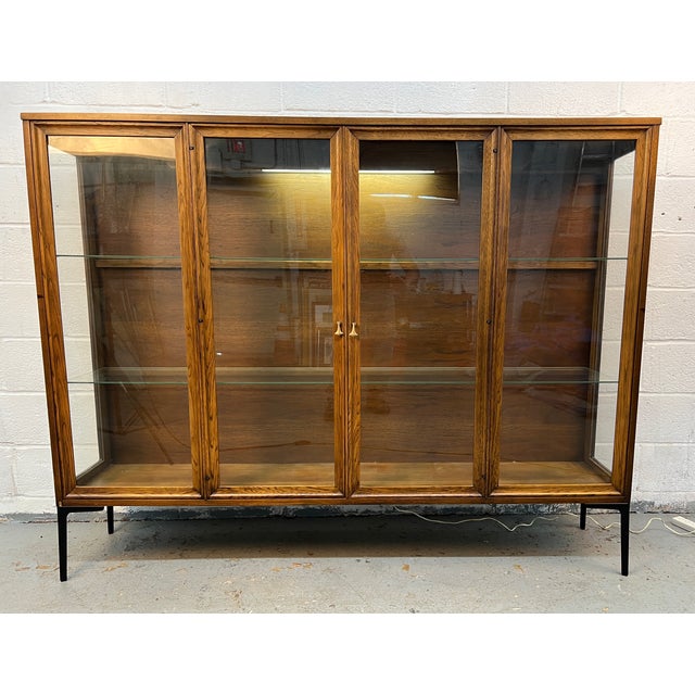Broyhill Brasilia Mid-Century Modern Glass Display Hutch For Sale - Image 15 of 16