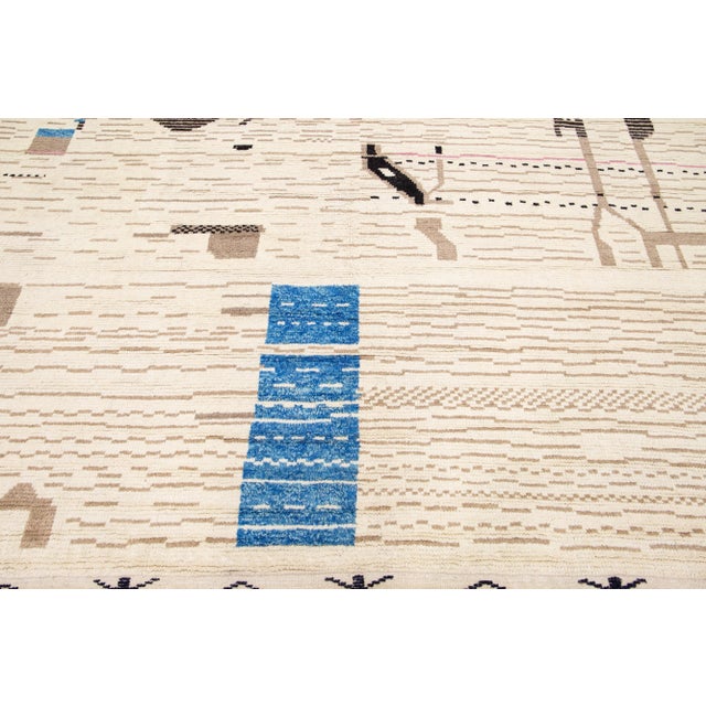 Early 21st Century Beige Moroccan Berber Style Handmade Abstract Wool Rug For Sale - Image 5 of 7