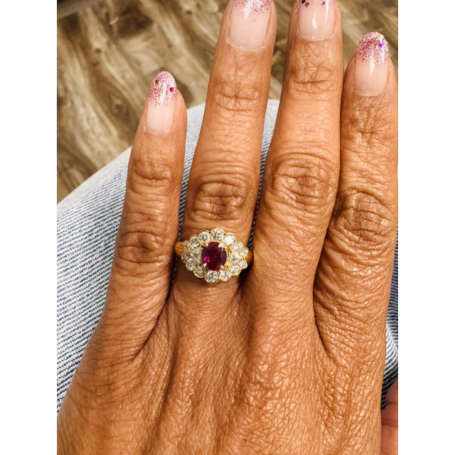 Roshe Jewels Ruby Ring With Natural Diamonds 14Karat Yellow Gold Ring 1.75 Carat, Size 7 For Sale In Los Angeles - Image 6 of 8