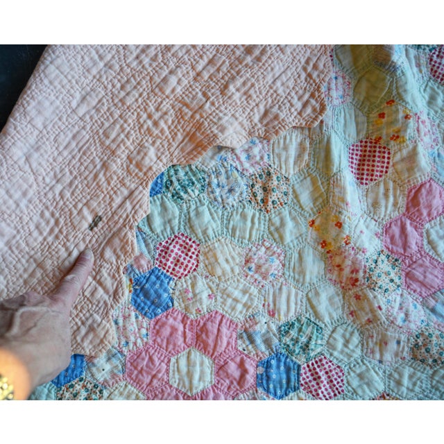 Early 20th Century Grandmother’s Flower Garden Quilt For Sale - Image 12 of 13