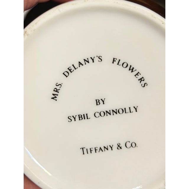 Modern Set of 4 Tiffany & Co Porcelain Mugs Mrs. Delany's Flowers by Sybil Connolly For Sale - Image 3 of 3