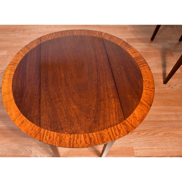 1930s Pair of English Regency Mahogany Banded Satinwood Pembroke Side Tables / End Tables For Sale - Image 15 of 16