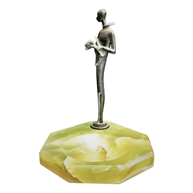 Art Deco Bronze and Green Agate Sculptural Vide Poche, ca. 1920s For Sale