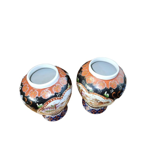 Mid Century Chinese Satsuma Style Export Vases - a Pair For Sale In Atlanta - Image 6 of 9