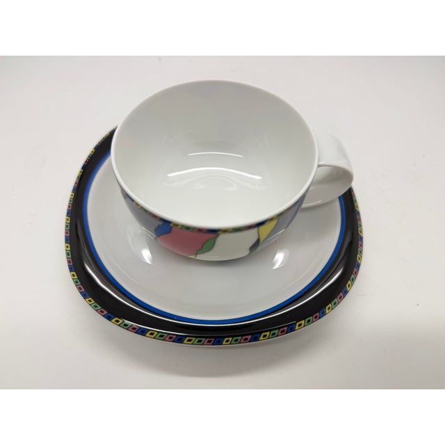 Postmodern Suomi Coloring Tea Cup with Saucer by Timo Sarpaneva for Rosenthal, 1990s, Set of 2 For Sale - Image 3 of 6