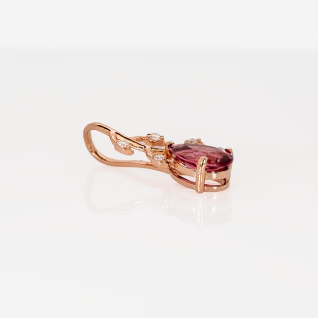 1.25ct Pink Tourmaline Pendant With Earth Mined Diamonds Accents: Solid 14k Gold For Sale In Columbus - Image 6 of 7