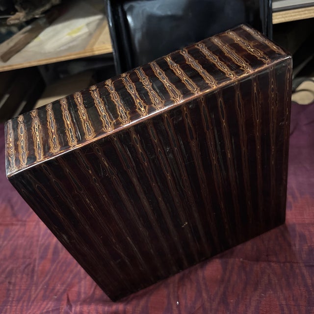 Elegant Hand Painted (Lines) Lacquer Box 9x9x3.5" For Sale In Atlanta - Image 6 of 12