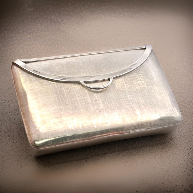 Late 20th Century Tiffany & Co Estate Rare Compact Mirror Sterling Silver 86 Grams For Sale - Image 10 of 18
