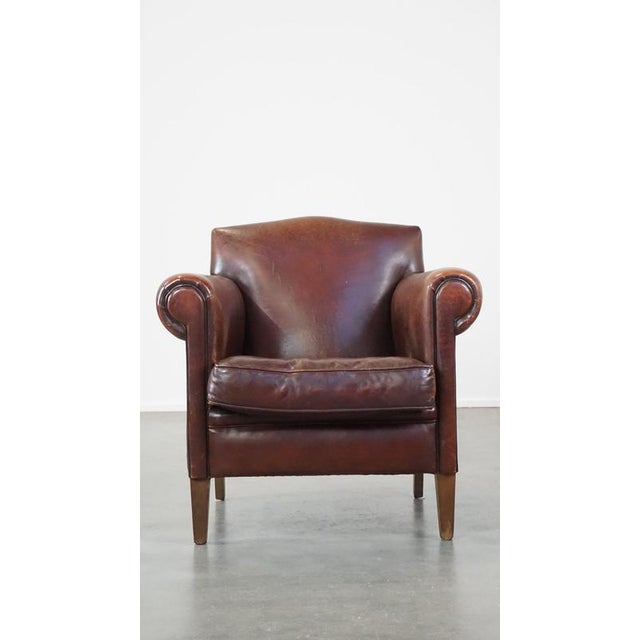 This beautiful, sleek design armchair/armchair made of sheep leather. This beautiful sheep leather armchair is not only a...