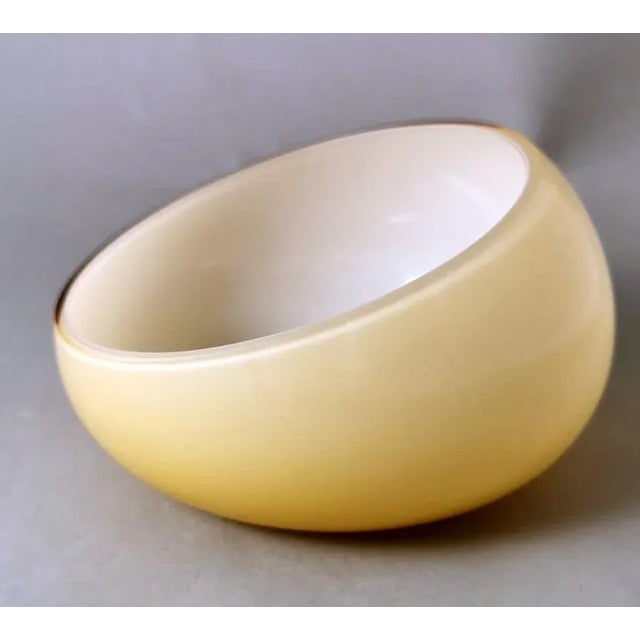 V. Nason & Co. 1970s Nason v. Murano Empty Pockets Bowl in Blown and "Incamiciato" Glass For Sale - Image 4 of 12