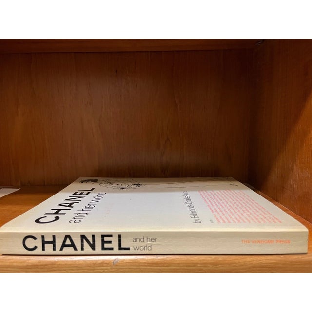 Chanel and Her World by Edmonde Charles-Roux 1981 First US Ed. Vendome Press For Sale In San Francisco - Image 6 of 6