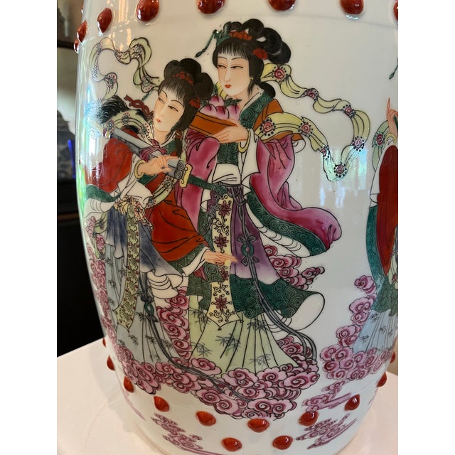 1960s 1960s Chinese Famille Mandarin Rose Medallion Porcelain Barrel-Form Garden Stool/Seat For Sale - Image 5 of 12