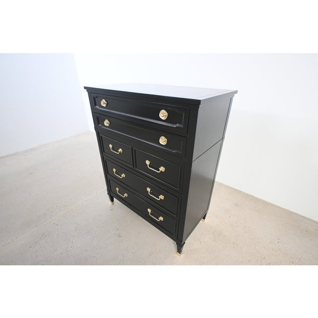 1960s French Louis XVI Style Black Lacquered Highboy With Brass Hardware | Newly Refinished For Sale - Image 5 of 18