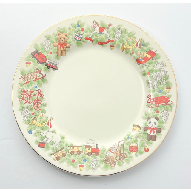 Contemporary 1980s (David) Shibata Toki “Toy Shop” Set of 8 Christmas Bone China Salad Plates For Sale - Image 3 of 4