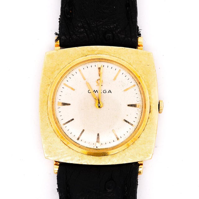 Vintage Omega D6660 27mm 18k Gold Cushion Manual Watch Watch For Sale In Miami - Image 6 of 6